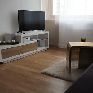 41 Reichsstraße Apartment